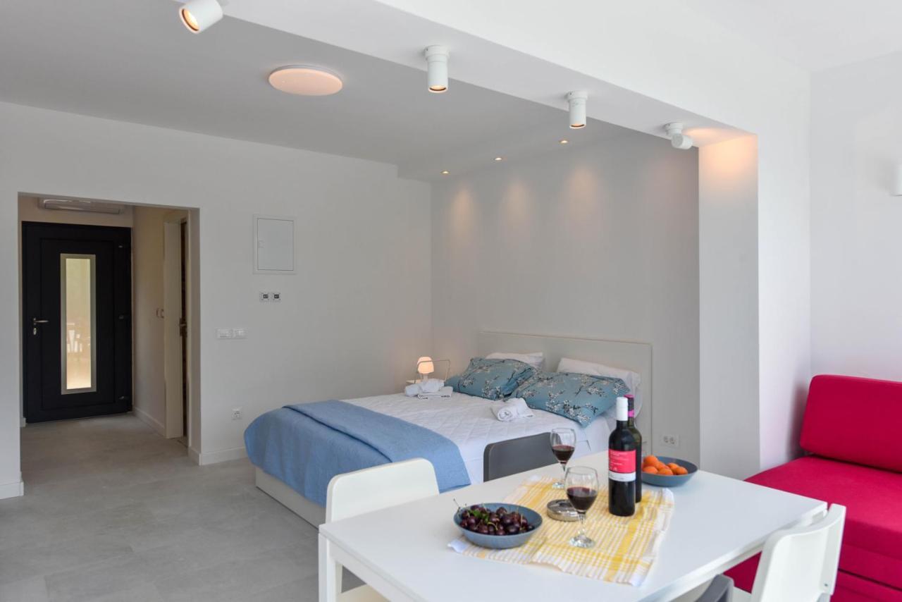 Lazaneo Seafront Apartments, Jelsa Hvar Apartment *